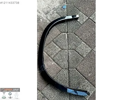 BMW X1 Çamurluk (Ön) çıkma parça
