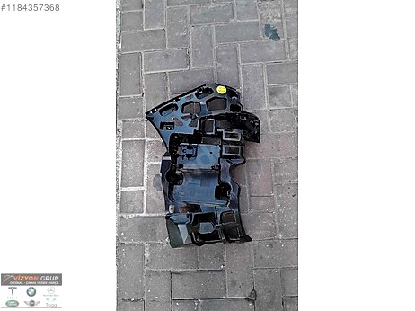 BMW X1 Tampon Braketi çıkma parça