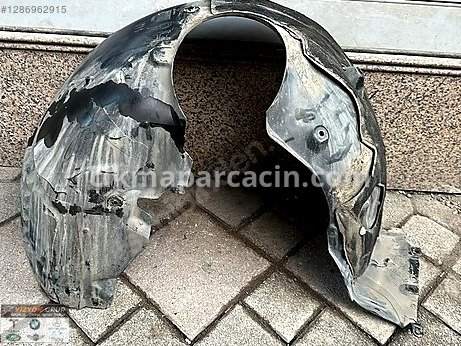 BMW X1 Davlumbaz çıkma parça
