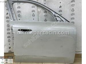 BMW X1 U11 SAĞ ÖN KAPI ORJİNAL