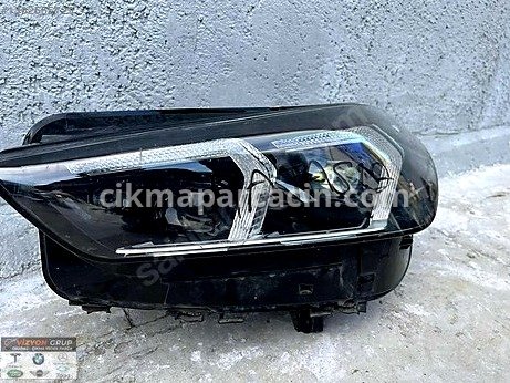 BMW X1 Sol Ön Far çıkma parça