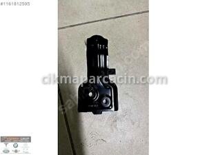 BMW X3 G01 2022 Sol çamurluk montaj braketi 7397515 RLD7568