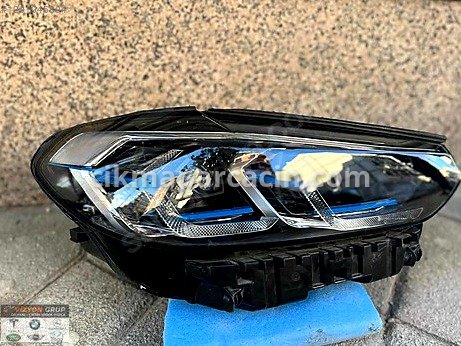 BMW X3 Sağ Ön Far çıkma parça