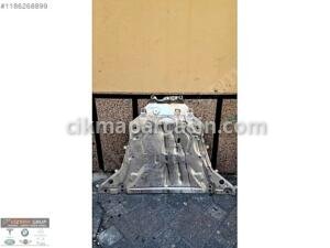 BMW X5 SERİSİ G05-F95 MOTOR ALT MUHAFAZA SACI ORJ ÇIKMA 8849641
