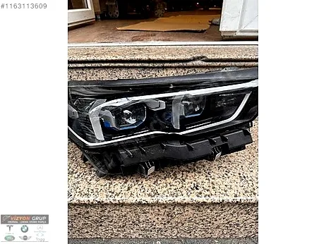 BMW 5 Serisi Sağ Ön Far çıkma parça - VİZYON GRUP ORJİNAL ÇIKMA YEDEK PARÇA İstanbul
