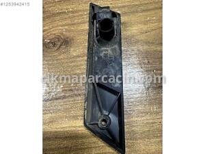 BMW e30 çamurluk sinyali orj logolu – Sakarya Çıkma Parça