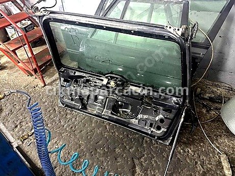 BMW 5 Serisi Bagaj Kapağı çıkma parça