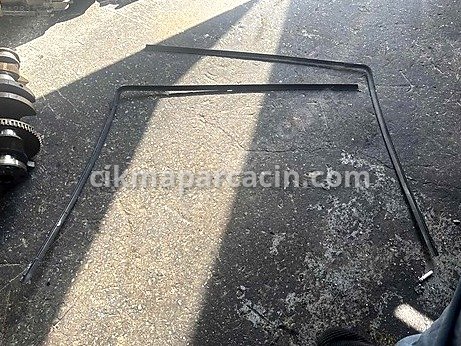BMW 5 Serisi Arka Cam çıkma parça