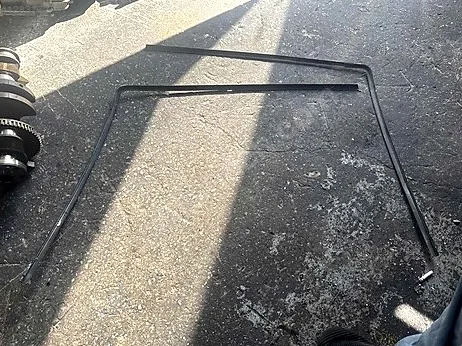 BMW 5 Serisi Arka Cam çıkma parça - ATA&ALP BMW YEDEK PARCA Sakarya