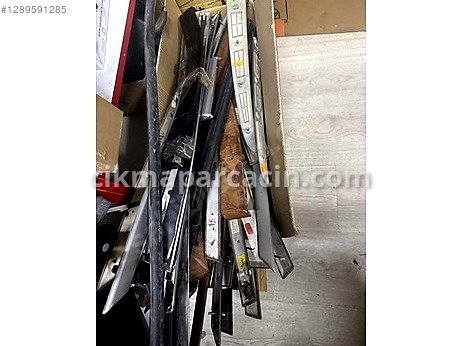 BMW 5 Serisi Bagaj Kaplaması çıkma parça