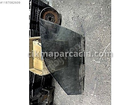 BMW 5 Serisi Kapı Camları çıkma parça