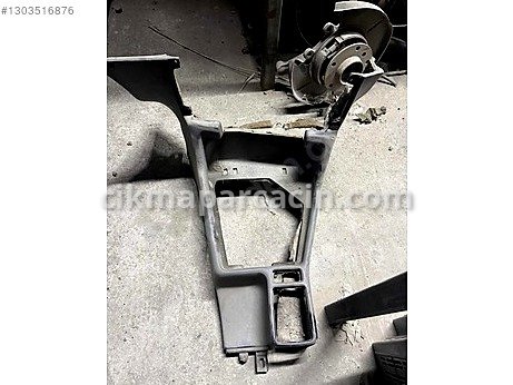 BMW 5 Serisi Bakalit çıkma parça