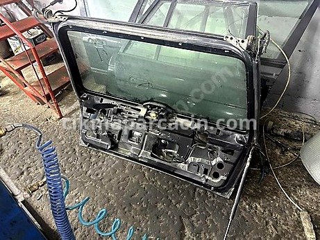 BMW 5 Serisi Bagaj Kaplaması çıkma parça