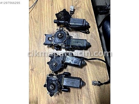 BMW 3 Serisi Cam Motoru çıkma parça