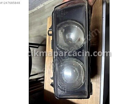 BMW 3 Serisi Sağ Ön Far çıkma parça