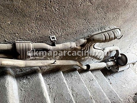 BMW 5 Serisi Komple Egzoz çıkma parça