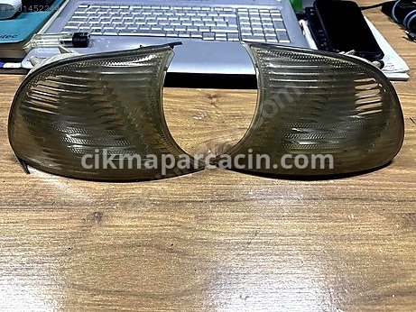 BMW 3 Serisi Sinyal Lambası çıkma parça