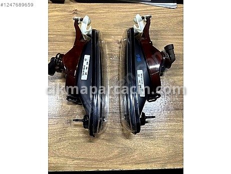 BMW 3 Serisi Sis Farı çıkma parça
