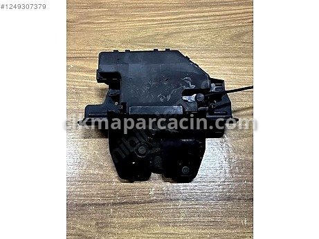 BMW X5 Bagaj Kilidi çıkma parça