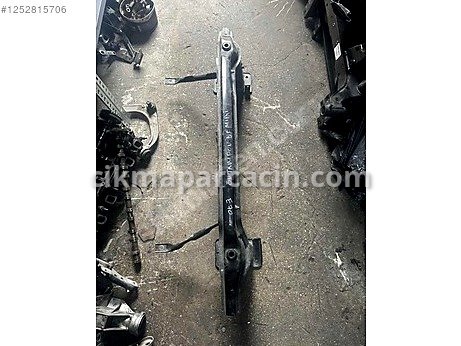 BMW X5 Ön Tampon Demiri çıkma parça