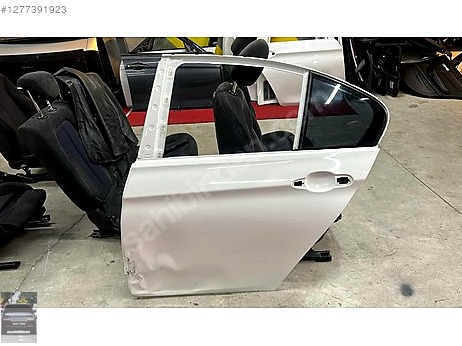 BMW 3 Serisi Kapı (Arka Sol) çıkma parça