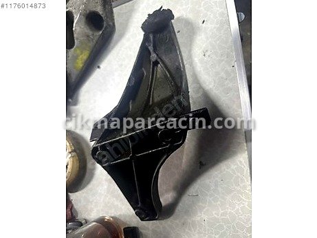 BMW 3 Serisi Motor Takozu & Kulağı çıkma parça
