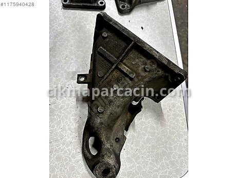 BMW 3 Serisi Motor Takozu & Kulağı çıkma parça
