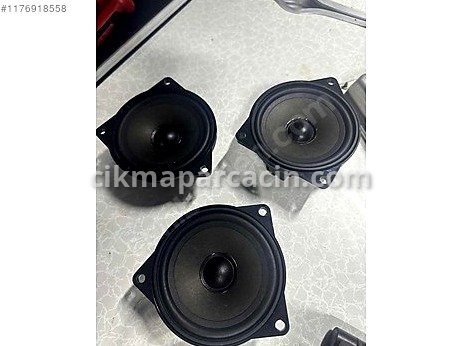 BMW A1 Kapı Kolçağı çıkma parça