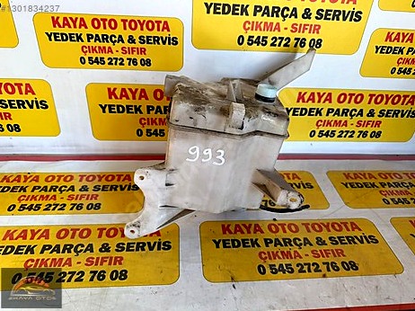 Toyota Corolla Silecek Suyu Deposu çıkma parça