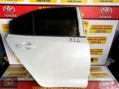 Toyota Corolla Kapı (Arka Sağ) çıkma parça