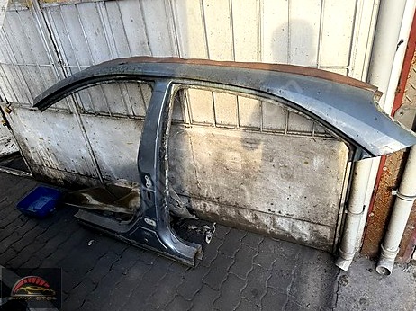 Toyota Corolla Marşpiyel Sacı çıkma parça