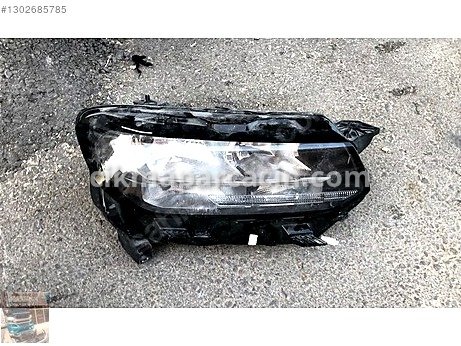 Fiat Doblo Sağ Ön Far çıkma parça