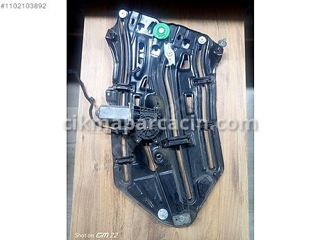 BMW 3 Serisi Kelebek Camı çıkma parça