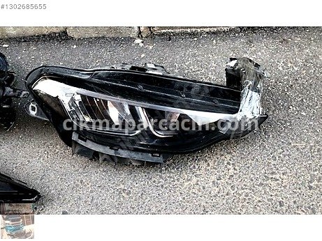 Fiat Egea Sağ Ön Far çıkma parça