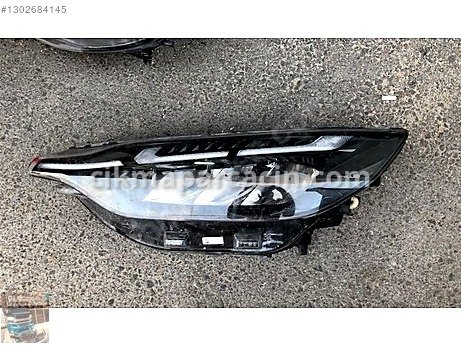 Ford Tourneo Connect Sol Ön Far çıkma parça