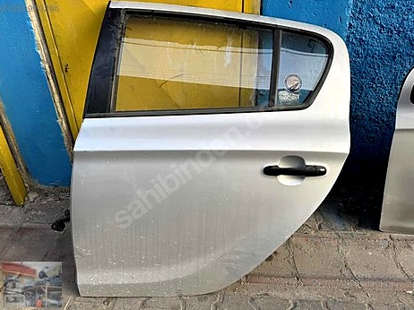 Hyundai i20 Kapı (Arka Sol) çıkma parça