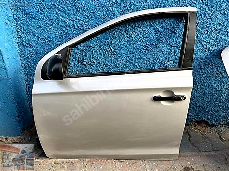 Hyundai i20 Kapı (Ön Sol) çıkma parça
