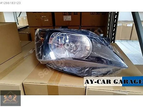 Seat Ibiza Sağ Ön Far çıkma parça