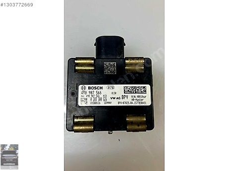 Audi A4 Ara Bölme çıkma parça