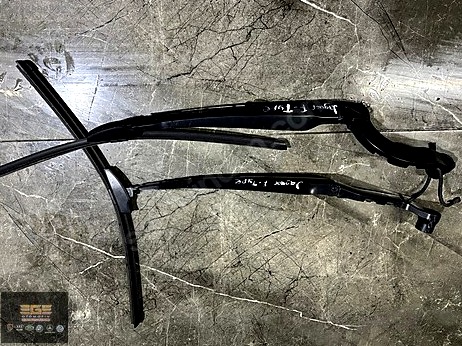 Audi A1 Silecek Kolu çıkma parça