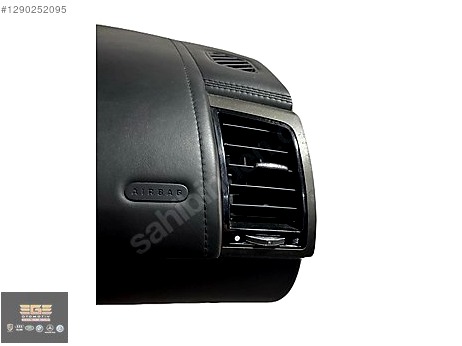 Audi A1 Torpido çıkma parça