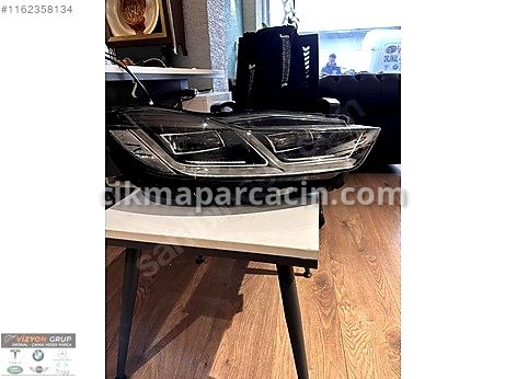 Jaguar E-Pace Sağ Ön Far çıkma parça