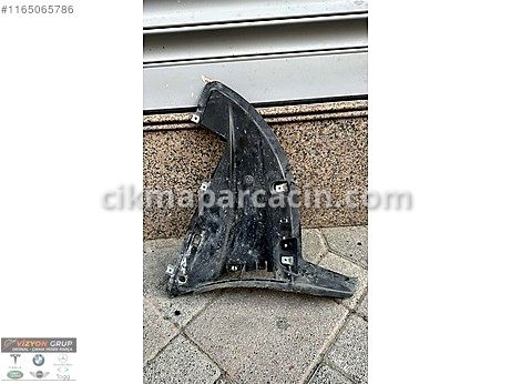 Porsche Macan Bakalit çıkma parça