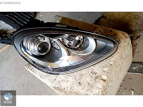 Porsche Cayenne Sol Ön Far çıkma parça