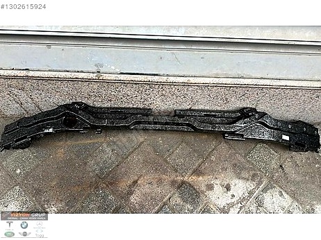 BMW 5 Serisi Tampon Demiri çıkma parça