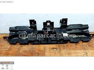 LAND ROVER RANGE ROVER L461 ARKA TAMPON TUTUCUSU N9X2-17B