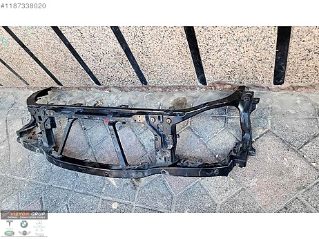 Land Rover Range Rover Ön Panel çıkma parça