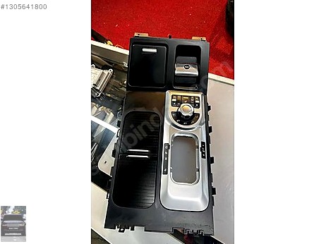 Land Rover Range Rover Torpido çıkma parça