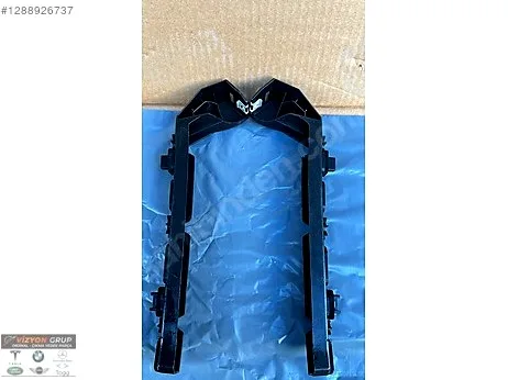 Maserati GranCabrio Tampon Braketi çıkma parça - VİZYON GRUP ORJİNAL ÇIKMA YEDEK PARÇA İstanbul