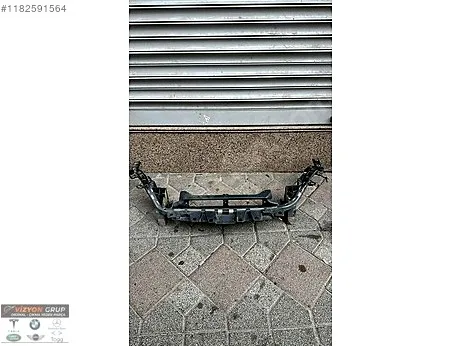 Maserati Levante Ön Panel çıkma parça - VİZYON GRUP ORJİNAL ÇIKMA YEDEK PARÇA İstanbul